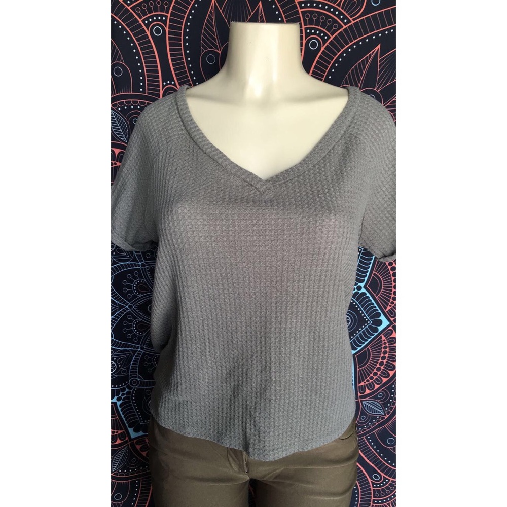 V neck top
